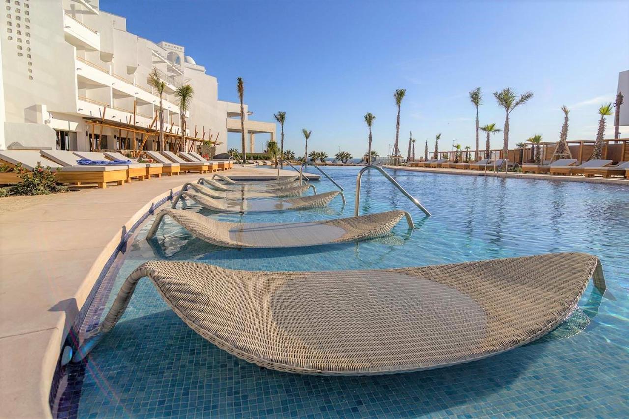 Zahara Beach & Spa By Qhotels - Adults Recommended Zahara de los Atunes Exterior photo The swimming pool at the hotel