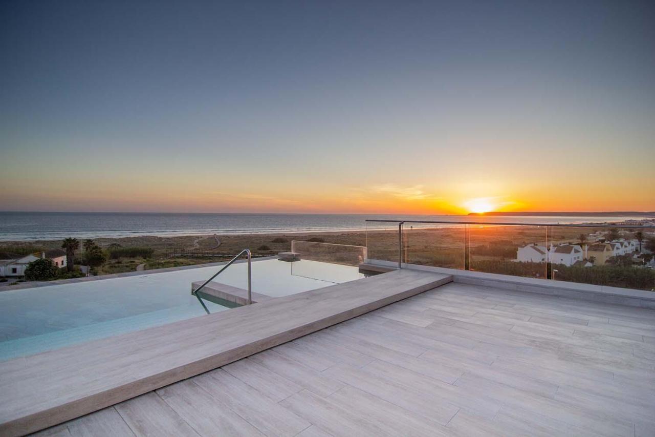 Zahara Beach & Spa By Qhotels - Adults Recommended Zahara de los Atunes Exterior photo Sunset at the beach