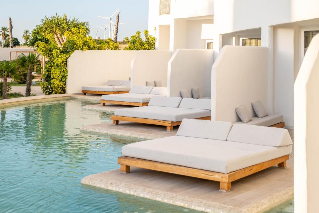 Zahara Beach & Spa By Qhotels - Adults Recommended Zahara de los Atunes Exterior photo The hotel's pool
