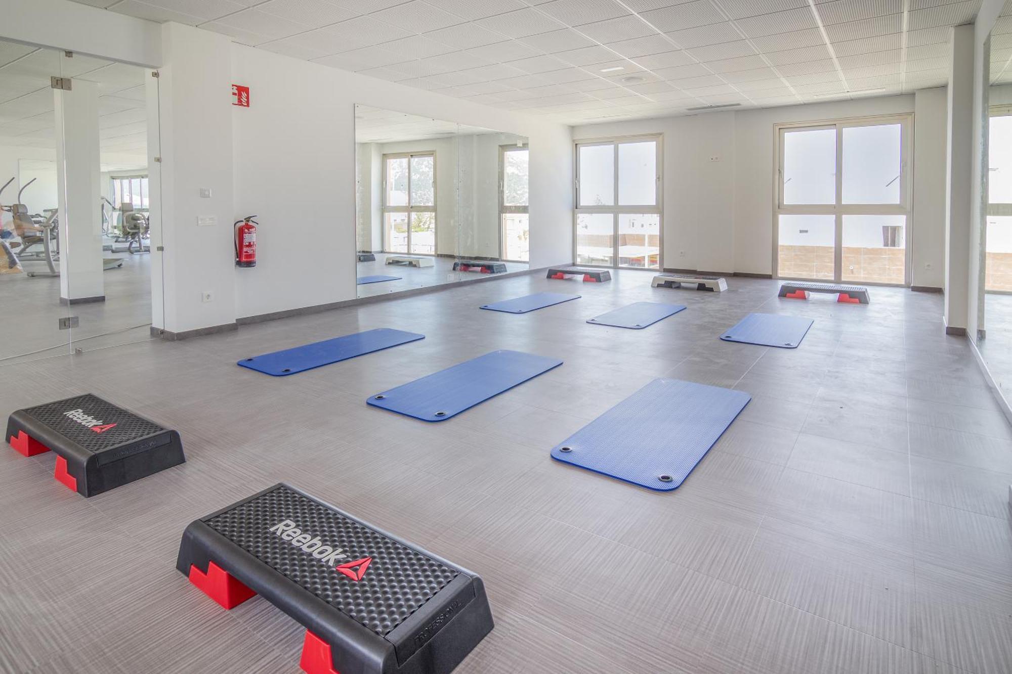 Zahara Beach & Spa By Qhotels - Adults Recommended Zahara de los Atunes Exterior photo The Aerobic Room